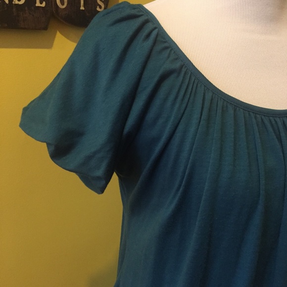 Short Sleeve Medium Top by Mon Amie - Picture 2 of 5